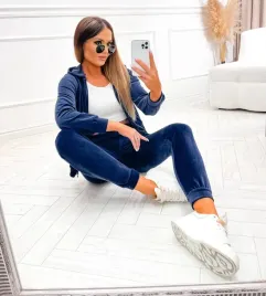 welurowy-komplet-dresowy-z-bluza-na-zamek-granatowy