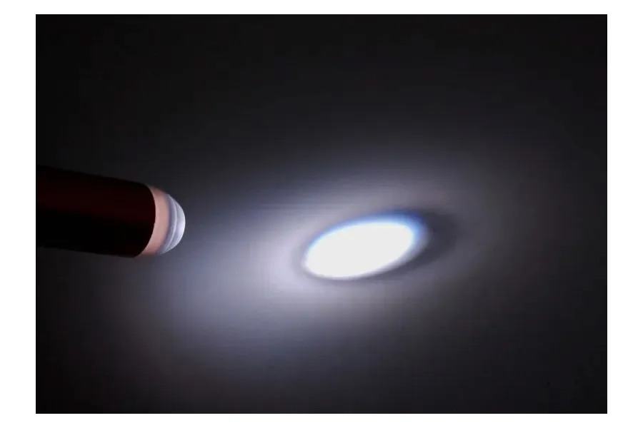 latarka-varta-led-pen-light