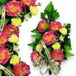 wiazanka-na-pogrzeb-kwiaty-na-grob-wlasny-napis-na-szarfie