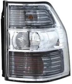 mitsubishi-pajero-06-lampa-tylna-prawa-nowa