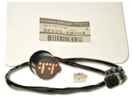 czujnik-swiatel-cofania-2-2-oe-nissan-32005-6m00a