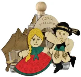 gorale-karafka-z-kieliszkami-grawer-goralu-czy-ci-nie-zal-zawieszka-gratis