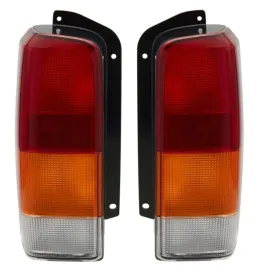 jeep-cherokee-xj-komplet-lamp-tylnych-lampy-tylne