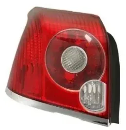 toyota-avensis-t25-2006-sedan-lampa-tylna-lewa