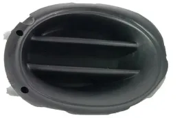 ford-mondeo-96-00-zaslepka-otworu-halogenu-prawa