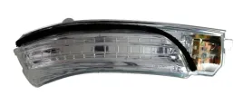 toyota-avensis-t27-kierunkowskaz-w-lusterku-prawy