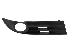 volkswagen-touran-atrapa-kratka-w-zderzaku-prawa