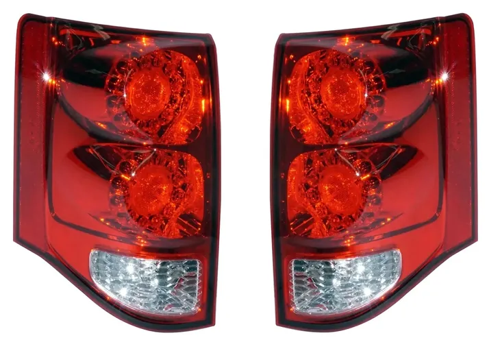 DODGE GRAND CARAVAN 11-16 LAMPY TYLNE LED KOMPLET