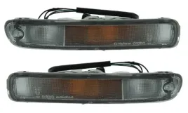mazda-323f-kierunkowskazy-migacze-przednie-l-p