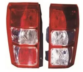 suzuki-grand-vitara-05-komplet-lamp-tylnych-nowe