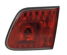 toyota-avensis-t27-2008-12-lampa-tylna-prawa-valeo
