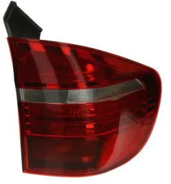 bmw-x5-e70-lampa-tylna-prawa-w-blotnik-tylny-led