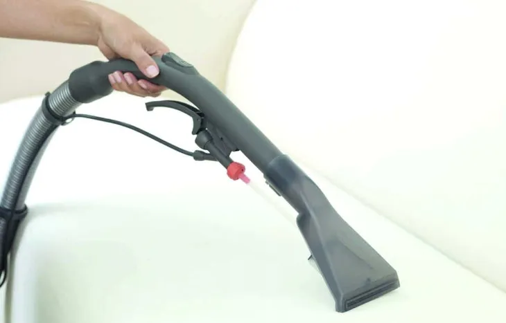 wielofunkcyjny-odkurzacz-pioracy-dywany-thomas-zestaw-xxl-pet-family-pojemnosc-zbiornika-na-kurz-1-7-l