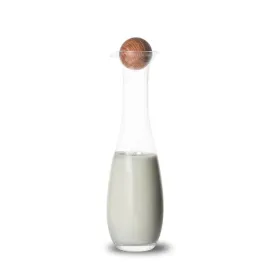 karafka-mlecznik-z-debowym-korkiem-sagaform-nature-045-l-29-cm