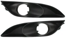 toyota-auris-atrapy-na-halogen-w-zderzaku-komplet