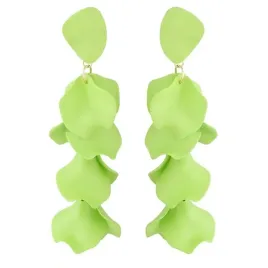 lekkie-kolczyki-akrylowe-platki-zielone10-cm