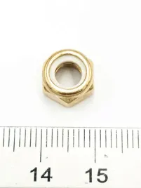 nakretka-samokontrujaca-m6-81x30-232561200