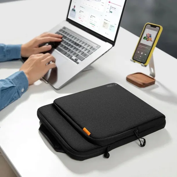 torba-tech-protect-defender-vr-na-laptopa-13-14-czarna-stan-nowy-kod-producenta-5906302362400-marka-tech-protect