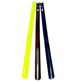 g11-41-dluga-plastikowa-lekka-lyzka-do-butow-do-zakladania-obuwia-59-cm