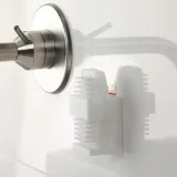 plastry-samoprzylepne-tesa-powerstrips-waterproof-marka-tesa-liczba-sztuk-6-szt