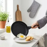 patelnia-granitowa-terruna-28-cm-srednica-28-cm