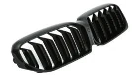 grill-nerki-bmw-g30-g31-lci-7-20-czarny-polysk