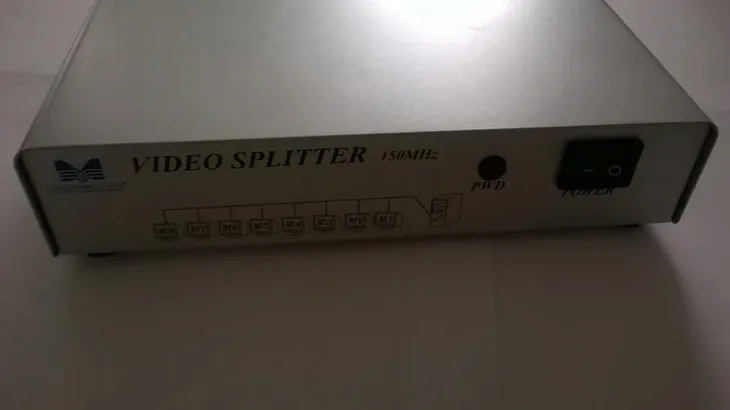 spliter-vga-8-1