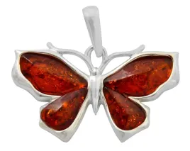 wisiorek-motyl-z-koniakowym-bursztynem