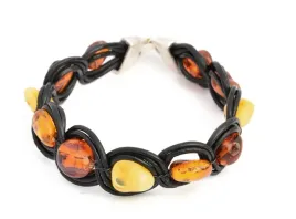 bransoleta-shamballa-z-mlecznym-i-koniakowym-bursztynem