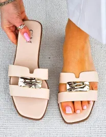 eleganckie-bezowe-klapki-damskie-z-ozdoba-malavi-39