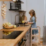 pomocnik-kuchenny-drewno-stan-nowy-plec-chlopcy-dziewczynki