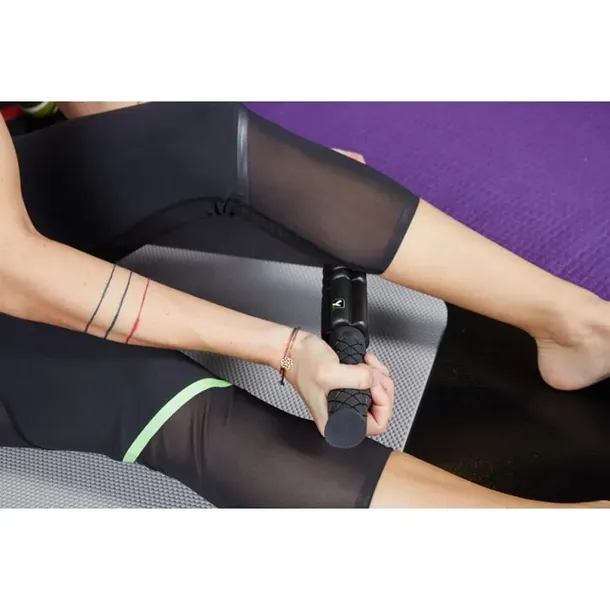 trigger-point-reczny-piankowy-roller-do-masazu-calego-ciala-material-dominujacy-pianka