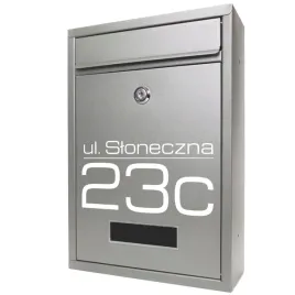 skrzynka-na-listy-poczte-z-numerem-domu-napisem-adresem-ulica-numer-adres