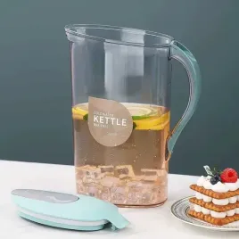 dzbanek-plastikowy-z-pokrywka-na-wode-do-zimnej-wody-napojow-sokow-21-l