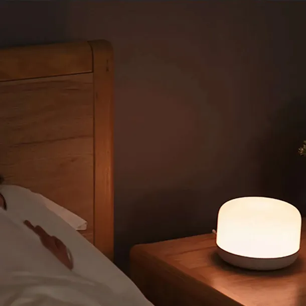 inteligentna-lampka-nocna-yeelight-bedside-d2-stan-nowy-waga-z-opakowaniem-0-3-kg