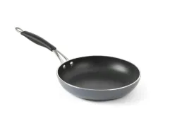 patelnia-nieprzywierajaca-hendi-240x50mm-teflonowa-do-smazenia