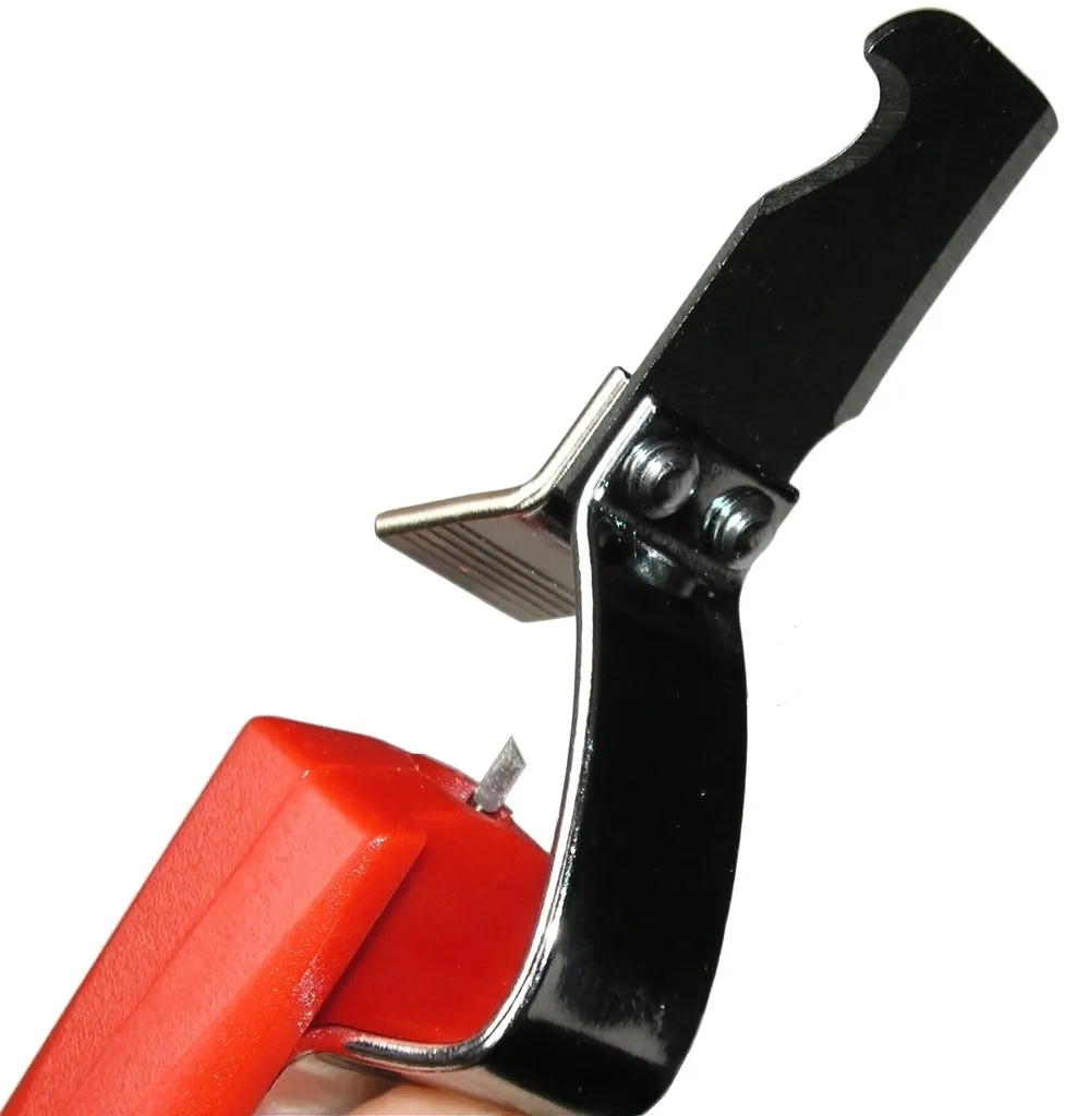 nozyk-do-kabli-yato-yt-2280-sciagacz-izolacji-do-przewodow-8-28-mm-stan-nowy