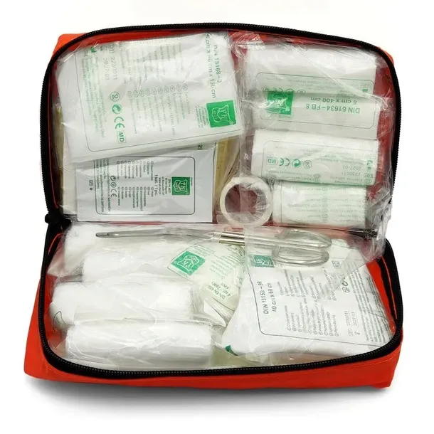 apteczka-samochodowa-materialowa-pk-mot-waga-z-opakowaniem-0-5-kg