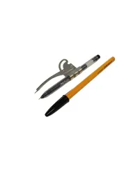 kamet-cyrkiel-z-dlugopisem-na-matureegzaminegzaminy-cyrkle-czarny-wklad