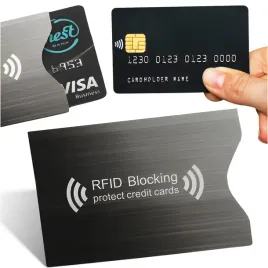 etui-ochronne-antykradziezowe-rfid-na-karty-platnicze-zblizeniowe-skuteczne