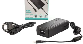 zasilacz-sieciowy-z-dioda-sygnalizacyjna-12-0v-7a-5-5x2-1