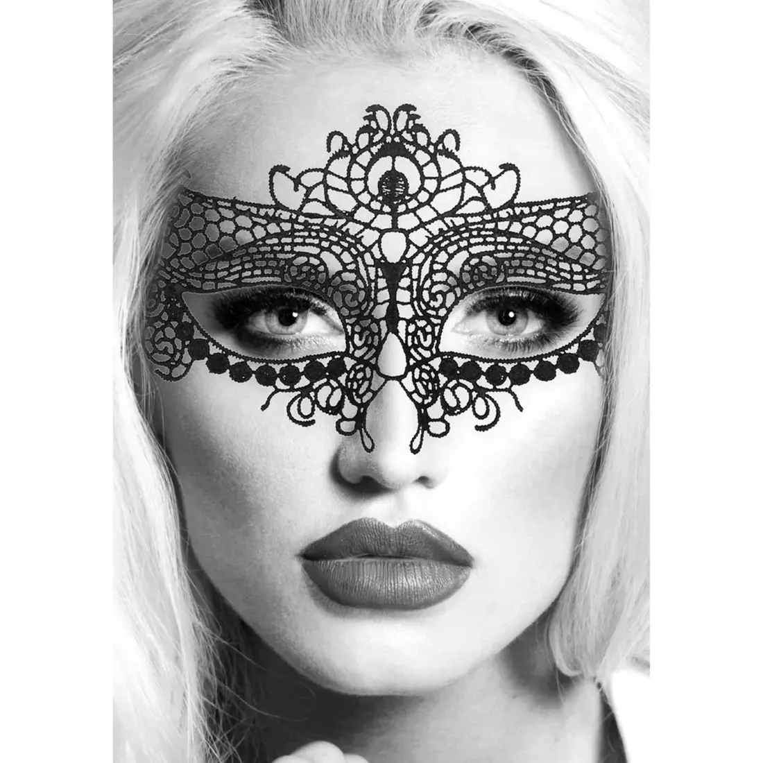 queen-lace-mask