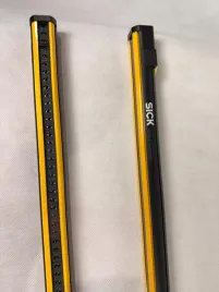 sick-c4p-sa18011c00-c4p-ea18011c00-komplet-barier-bezpieczenstwa-nadaj