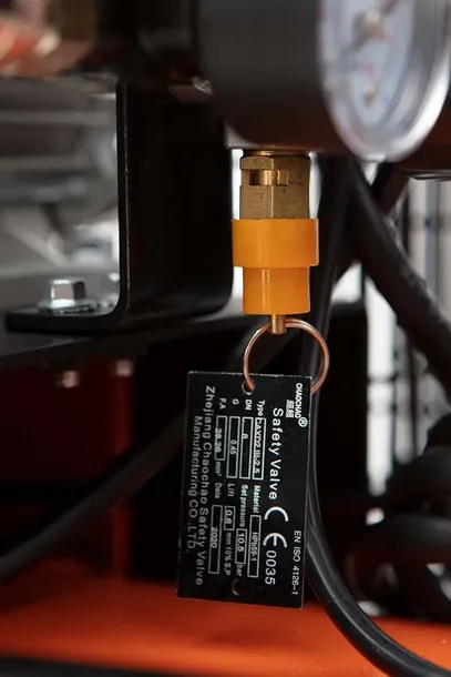 kompresor-olejowy-150l-230v