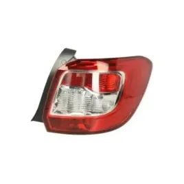dacia-sandero-12-16-lampa-tylna-prawa