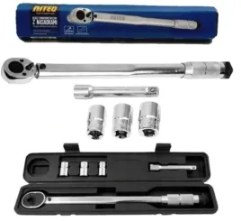 klucz-dynamometryczny-1-2-do-kol-28-210-nm-niteo-3-nasadki-walizka