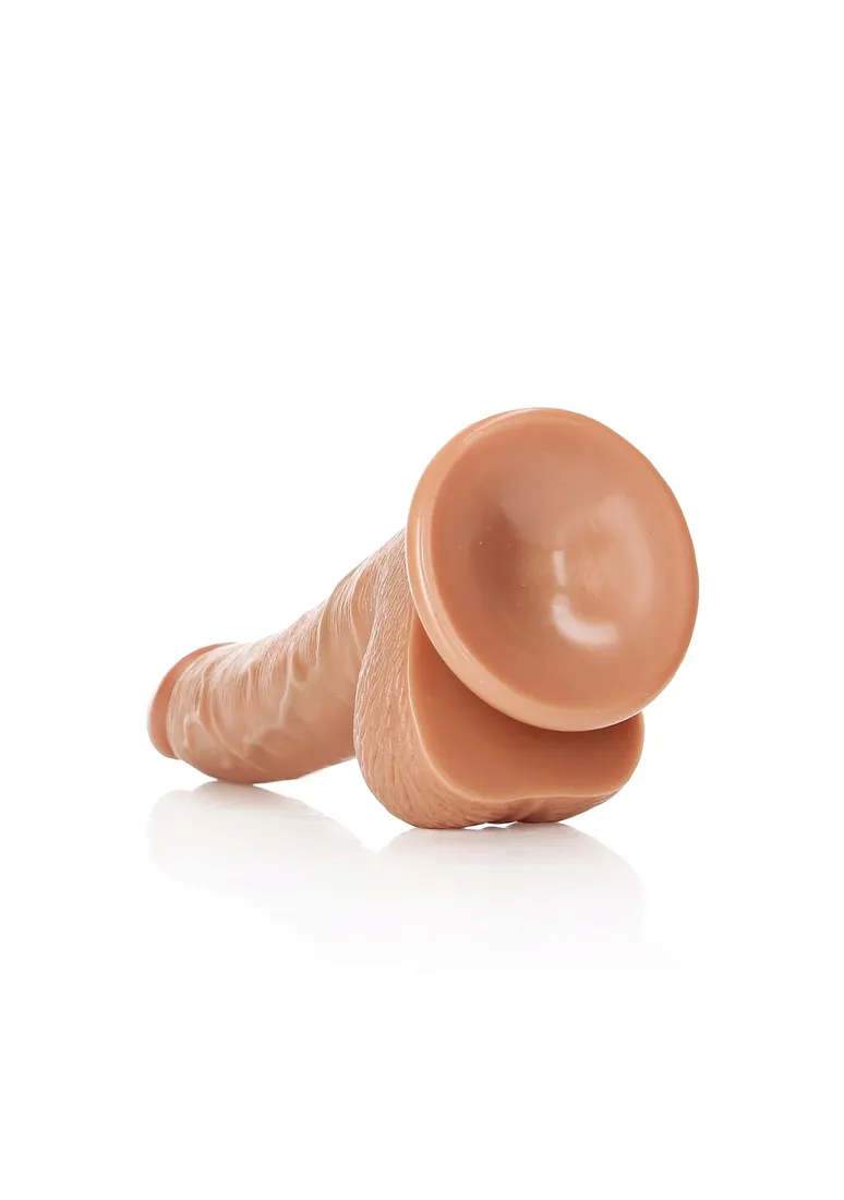 curved-realistic-dildo-balls-suction-cup-7-18-cm