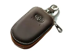 toyota-etui-pokrowiec-skorzany-na-kluczyk-brazowy-elegancki