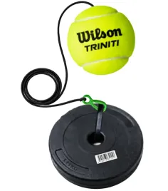 tenis-trainer-pilka-na-gumce-trener-tenisa-wilson