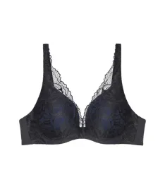 biustonosz-usztywniany-na-fiszbinie-triumph-body-make-up-illusion-lace-wp-